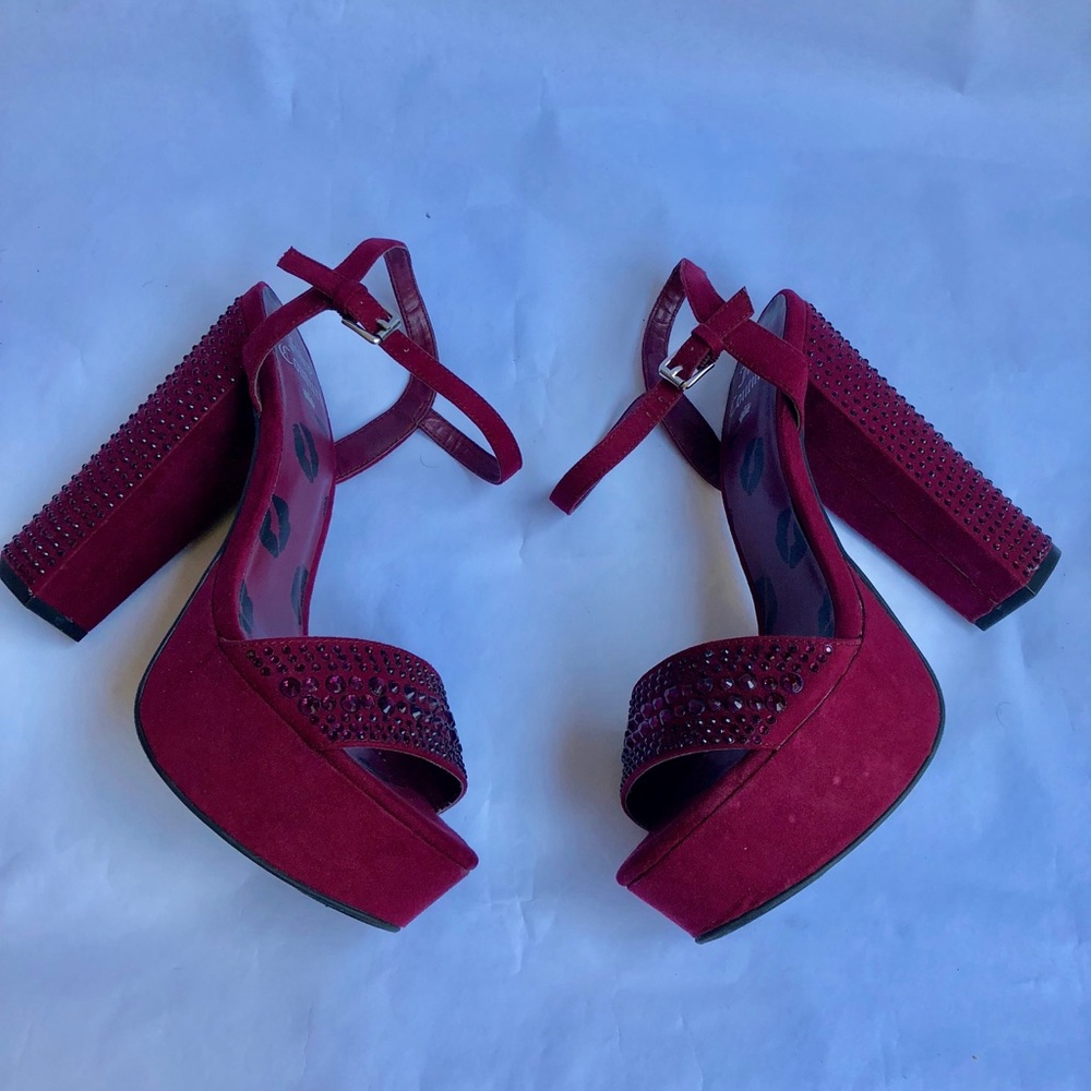 JUICY COUTURE rhinestone platform heels in wine
